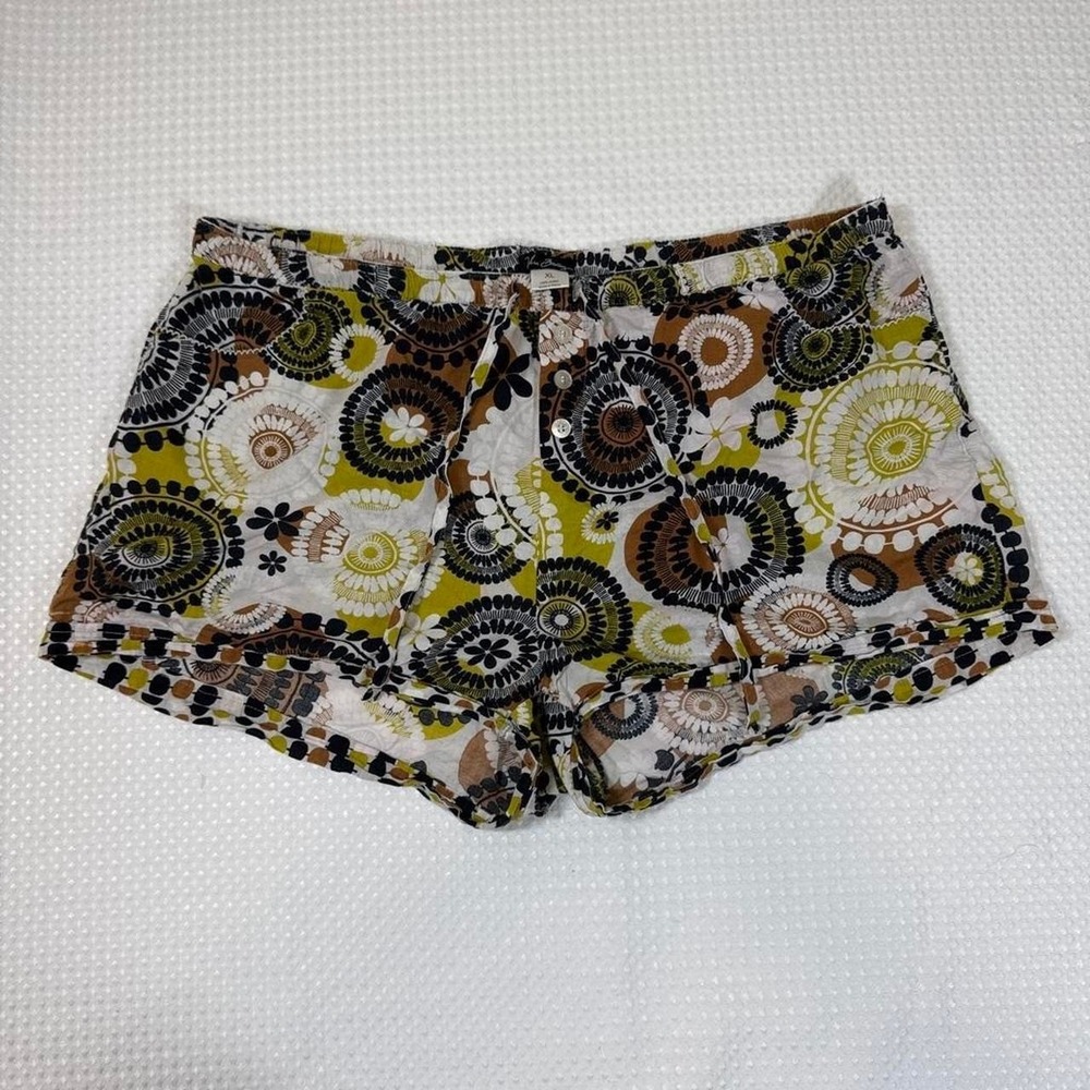 Vera Bradley floral comfy shorts